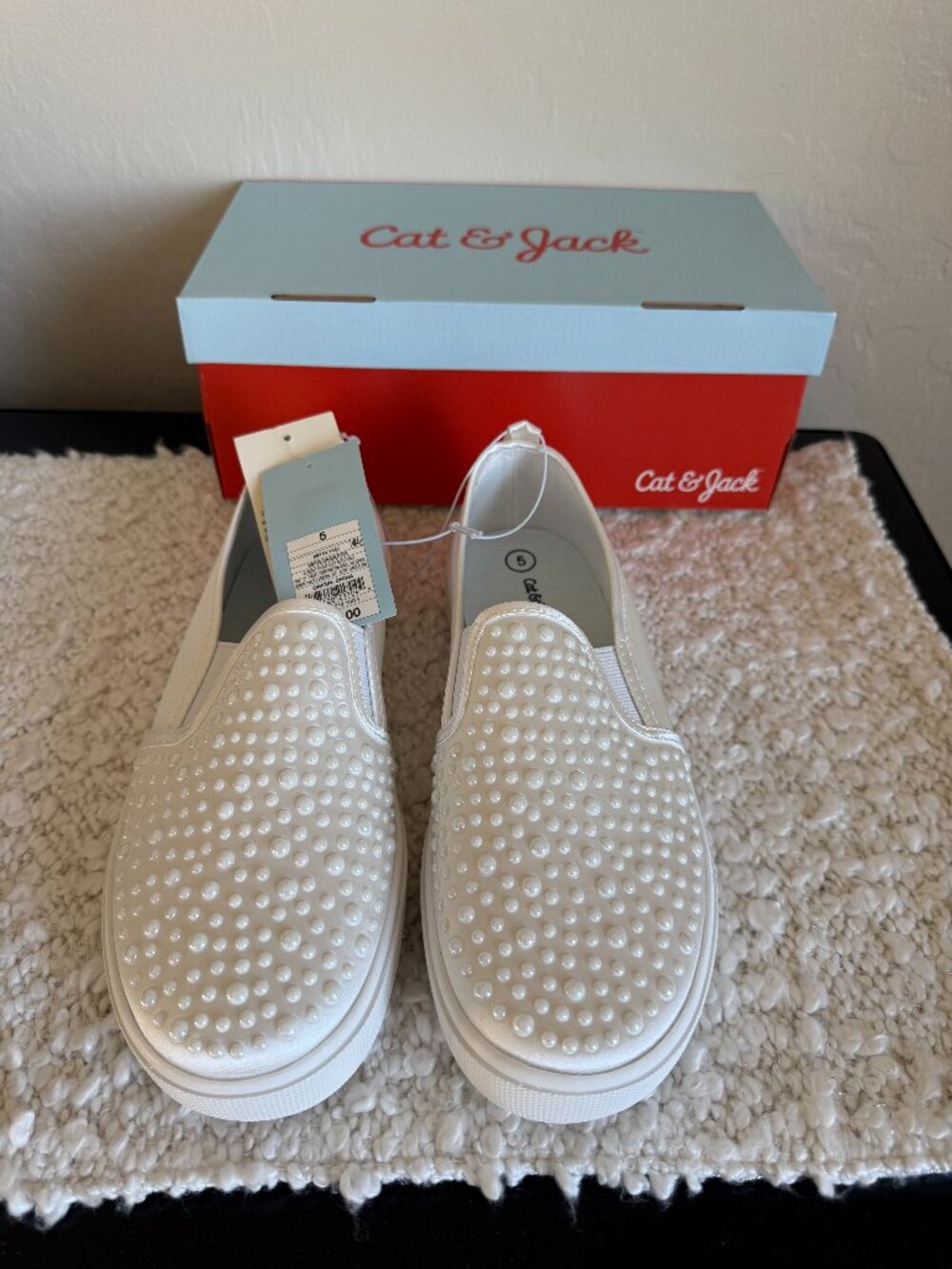 NWT Cat & Jack Charlotte Slip-On Pearl Sneakers